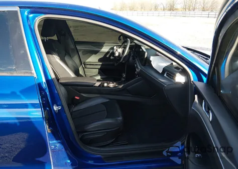 2022 Kia K5 Gt-Line z USA, uszkodzony, nr VIN 5XXG64J28NG090394